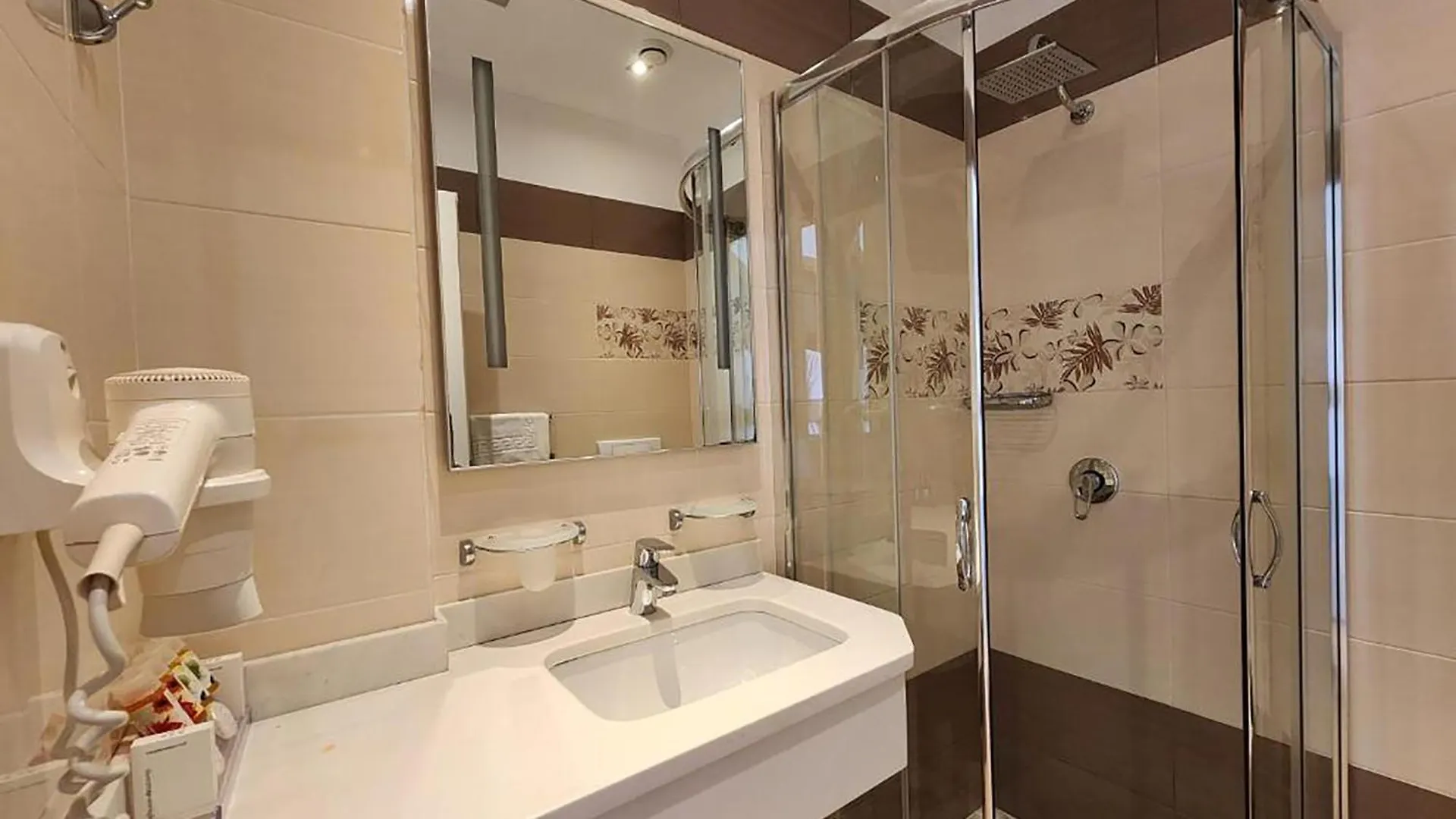 Hotel Gold Vlorë